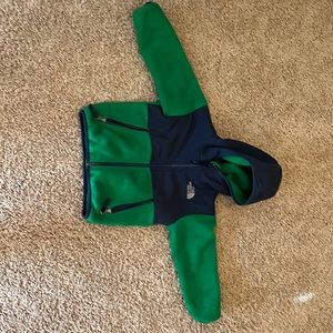 North Face 2T fleece with hood